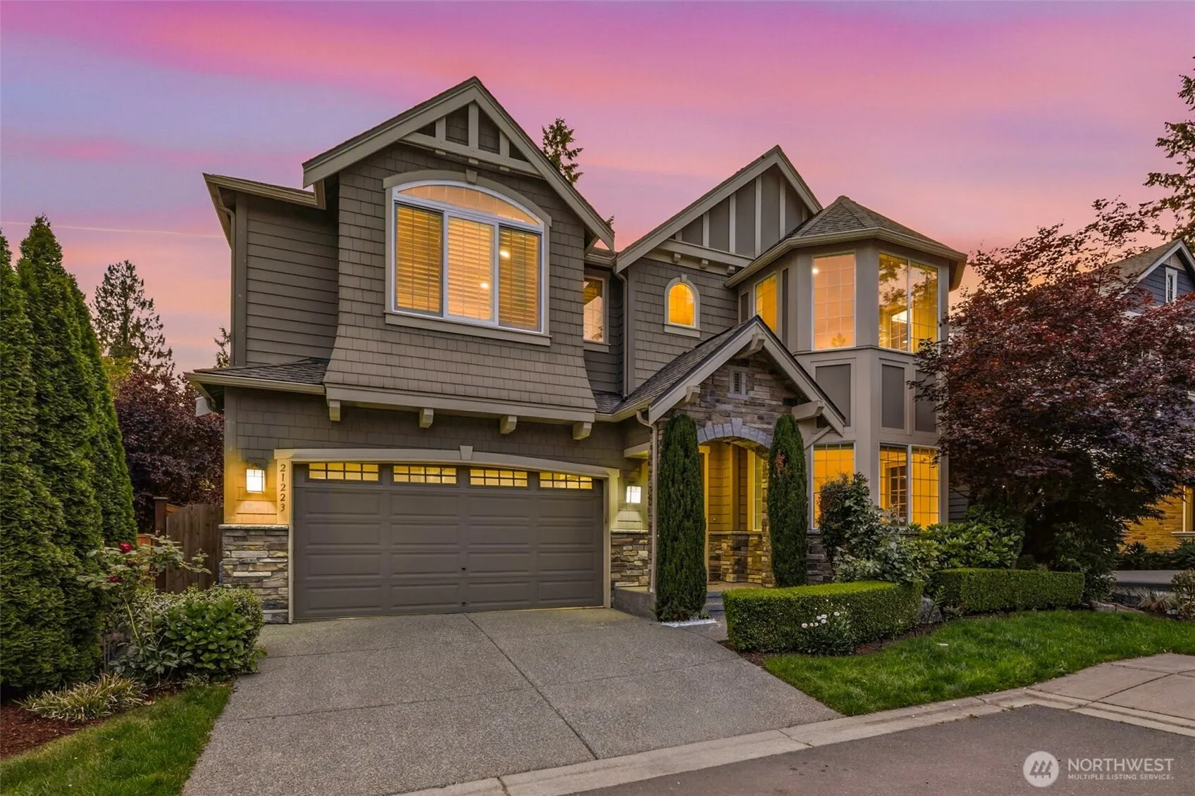 Property photo for 21223 Ne 9th Place, Sammamish