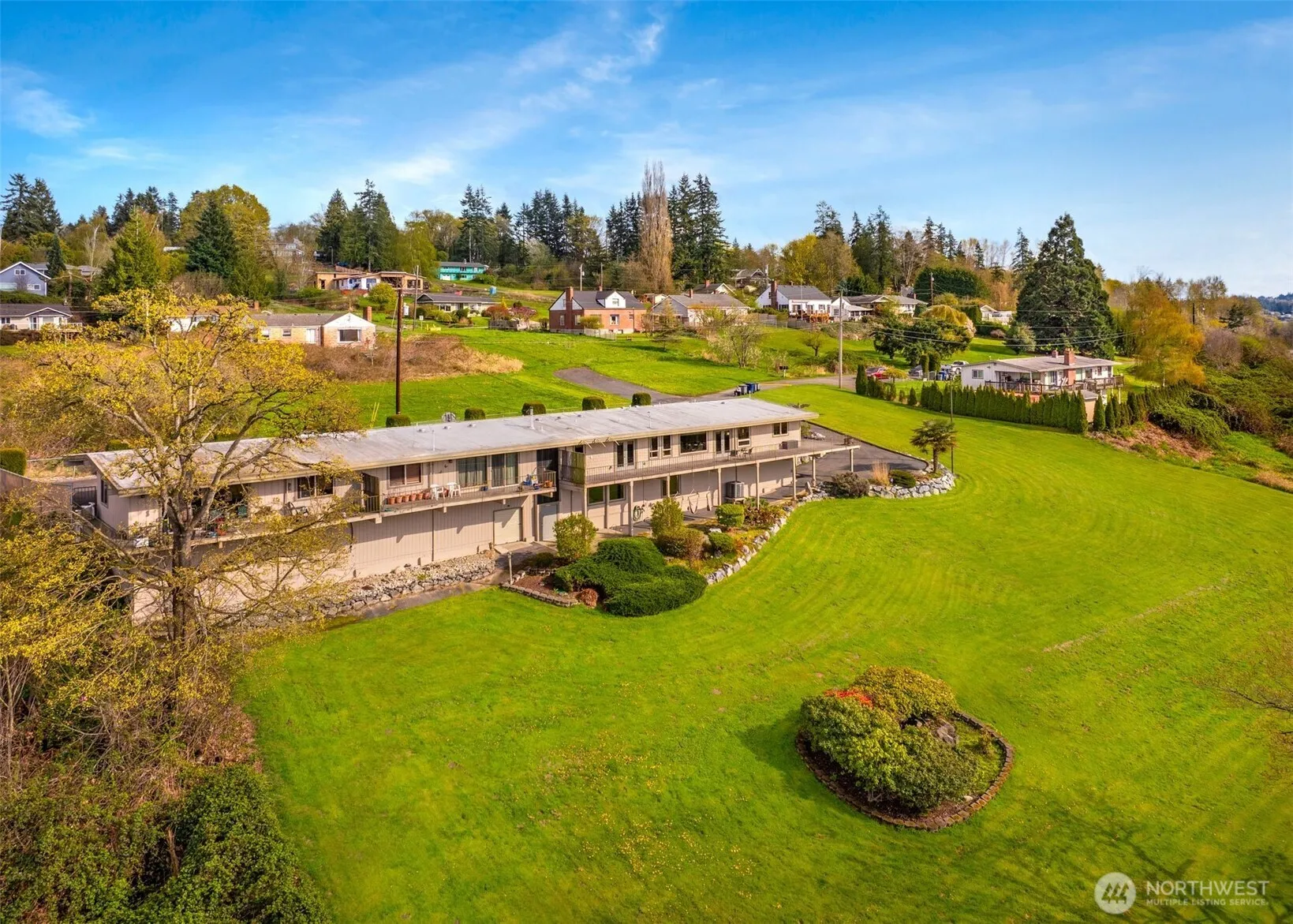 Property photo for 2004 Valley View Drive, Lake Stevens