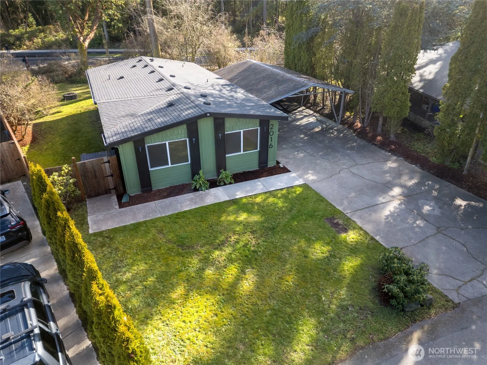 Property photo for 2016 Queen Anne Place, Port Townsend