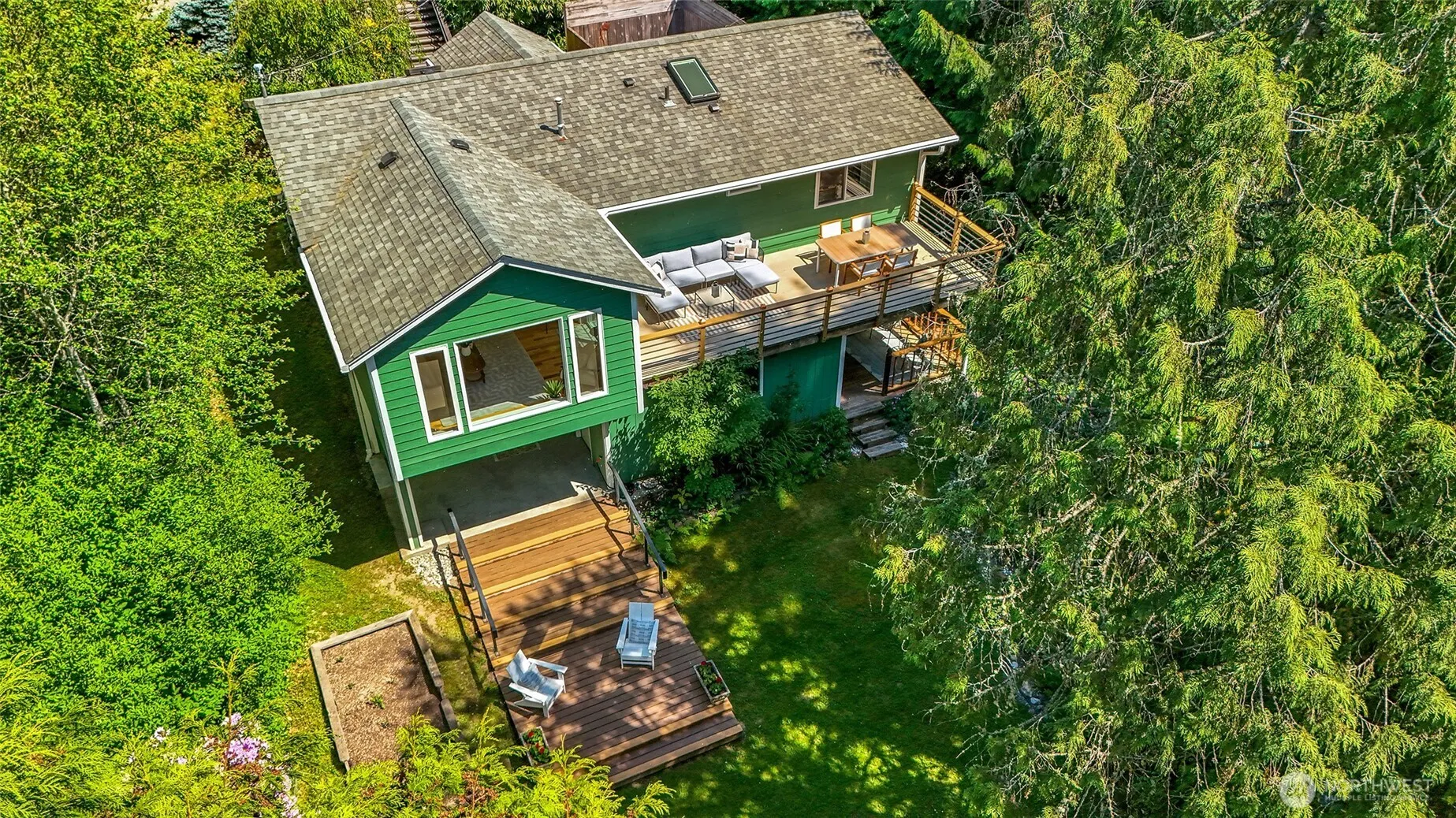 9543 46th Avenue Ne, Seattle