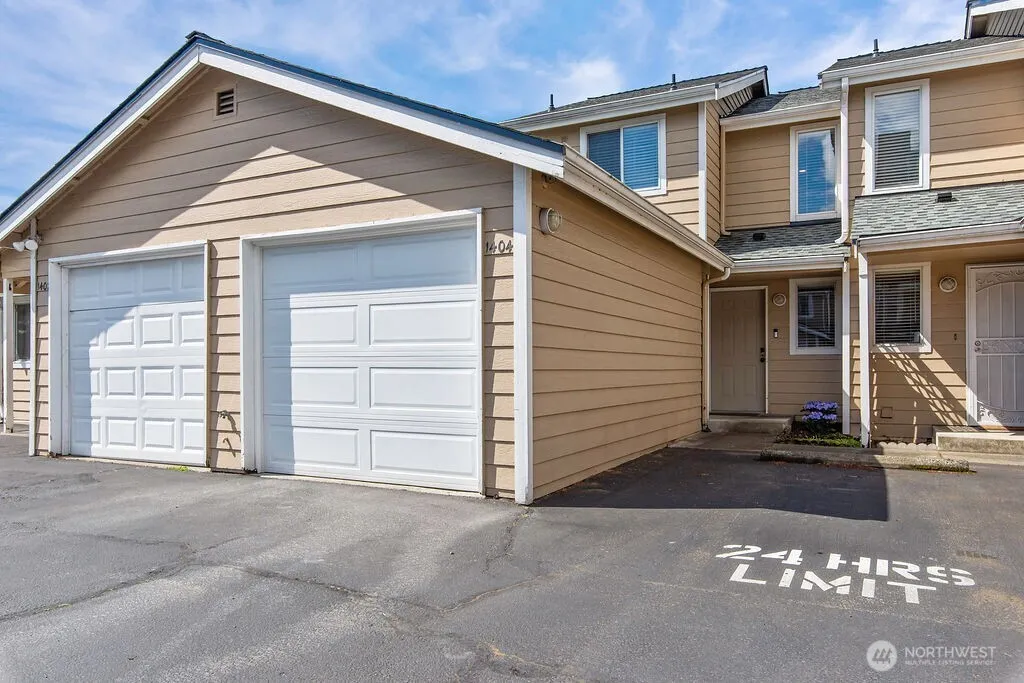 Property photo for 1404 S 308th Lane #1404, Federal Way
