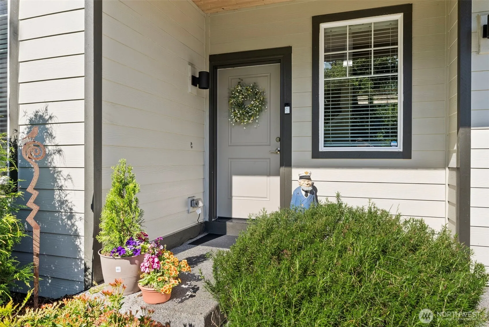Property photo for 837 Pioneer Street Sw, Tumwater photo 3