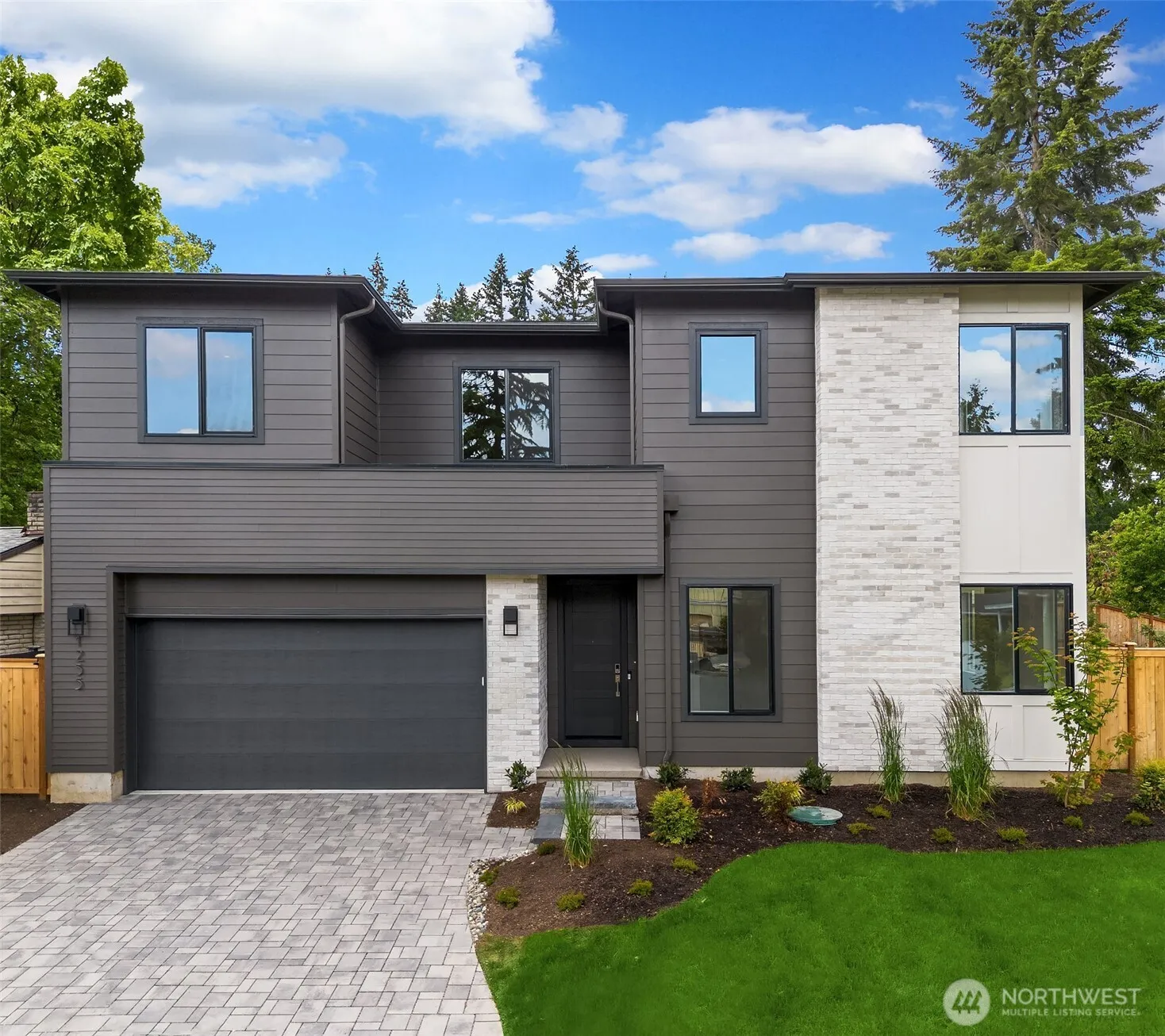 Property photo for 1255 169th Avenue Ne, Bellevue photo 4