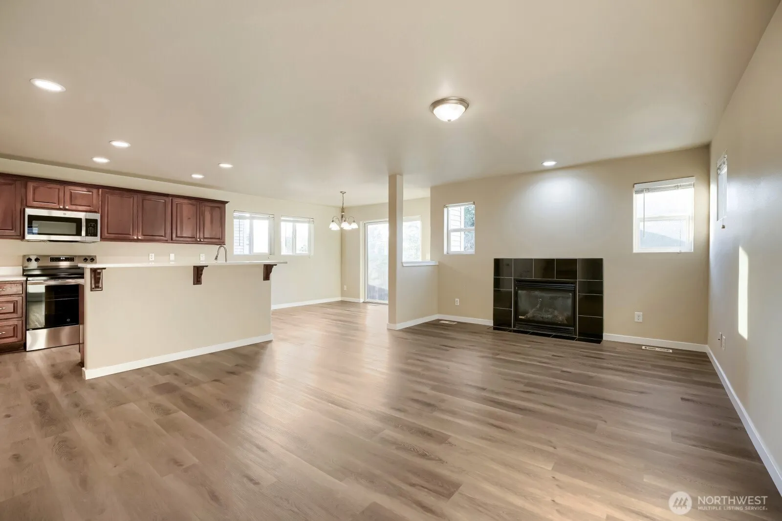 Property photo for 2319 193rd Street E, Spanaway photo 4