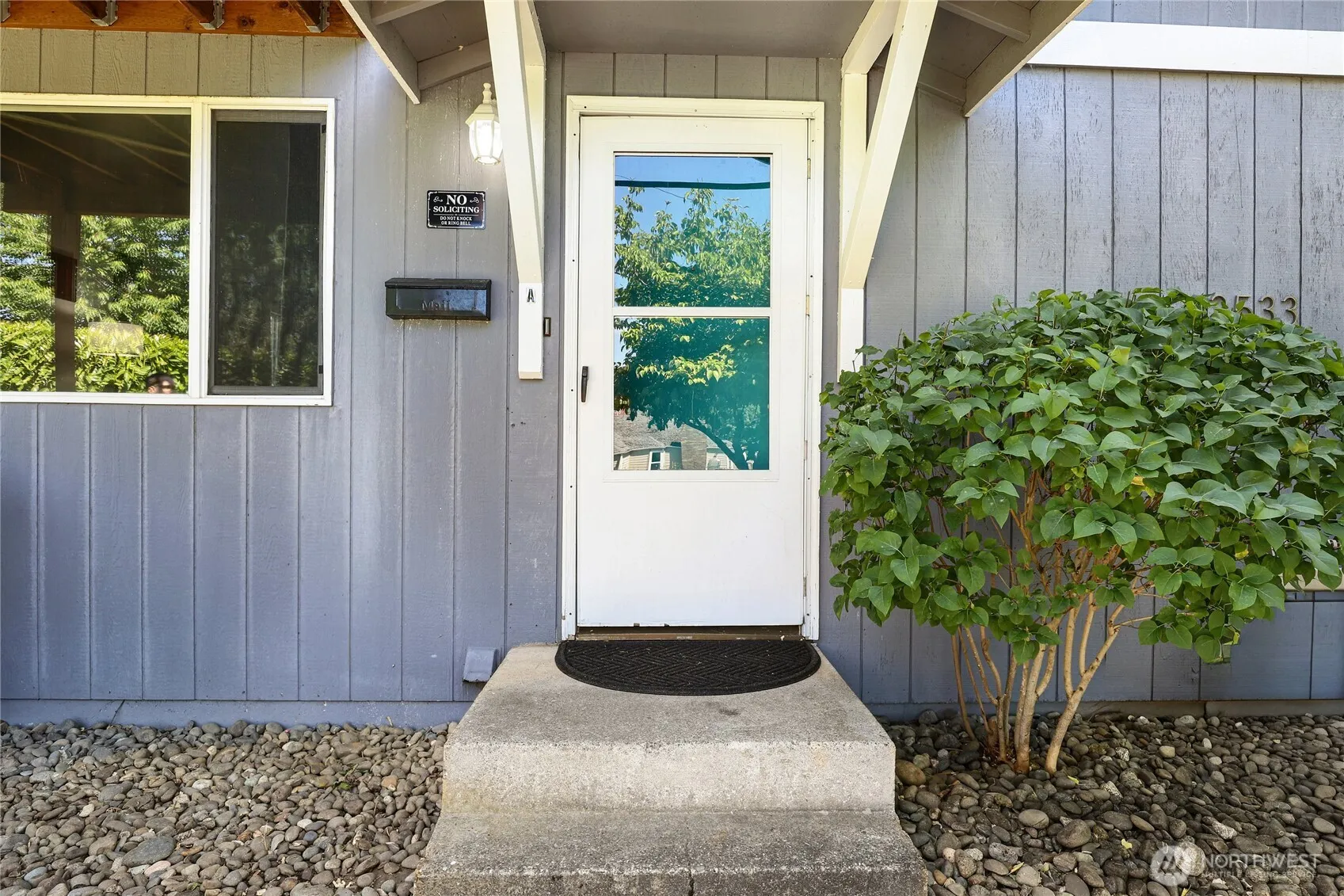 Property photo for 2533 Fir Avenue, Bremerton photo 4