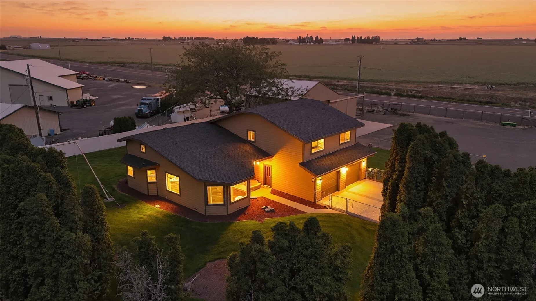 Property photo for 1914 Se Rd N, Moses Lake