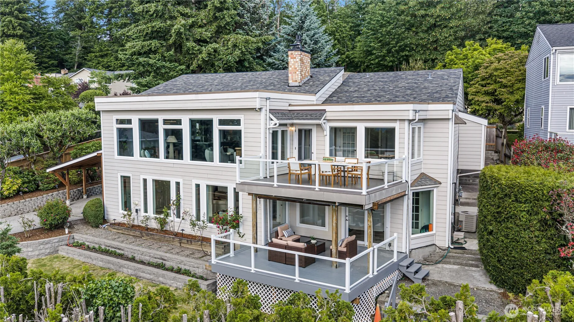 Property photo for 5525 Highland Drive, Bellevue photo 2