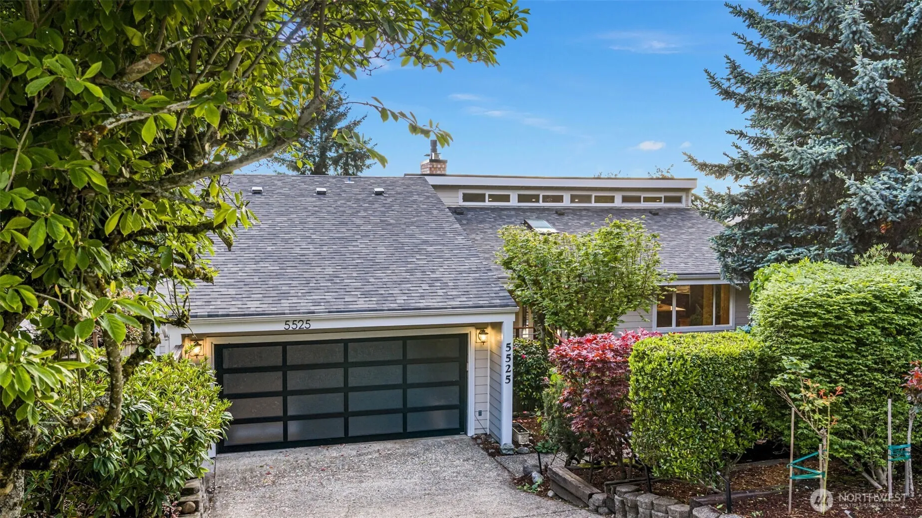 Property photo for 5525 Highland Drive, Bellevue
