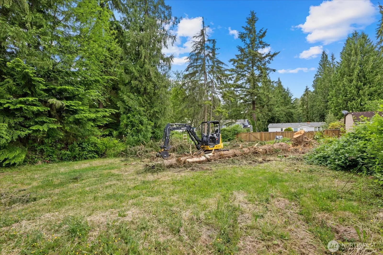 Property photo for 10014 228th Pl Se, Woodinville photo 2