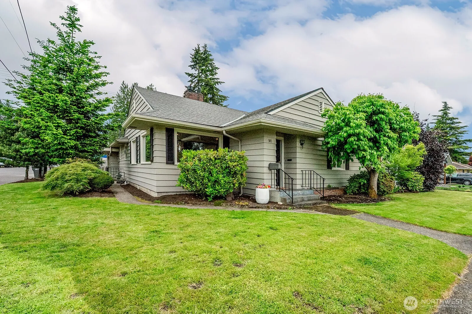 Property photo for 301 S Dunham Avenue, Arlington