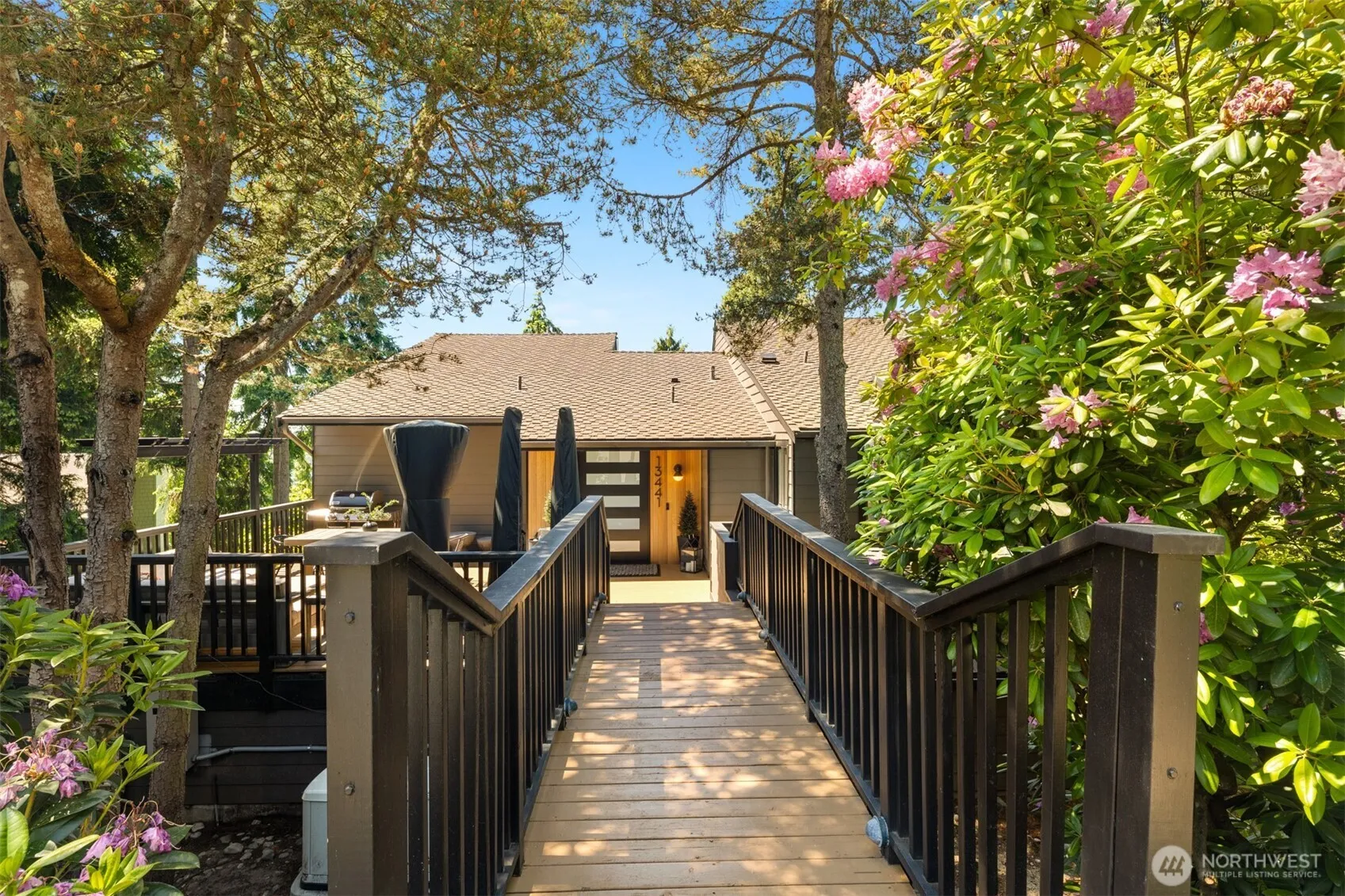 Property photo for 13441 64th Terrace Ne, Kirkland
