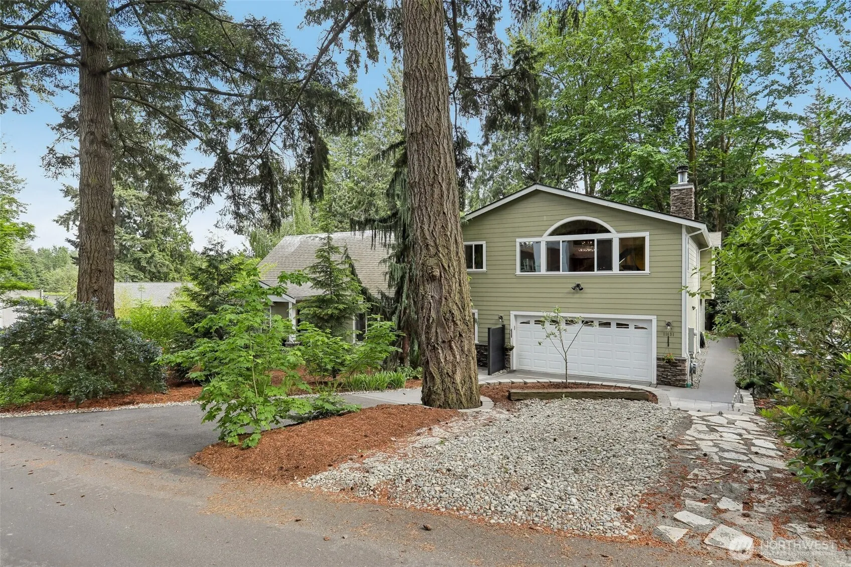 Property photo for 11633 Ne 92nd Street, Kirkland