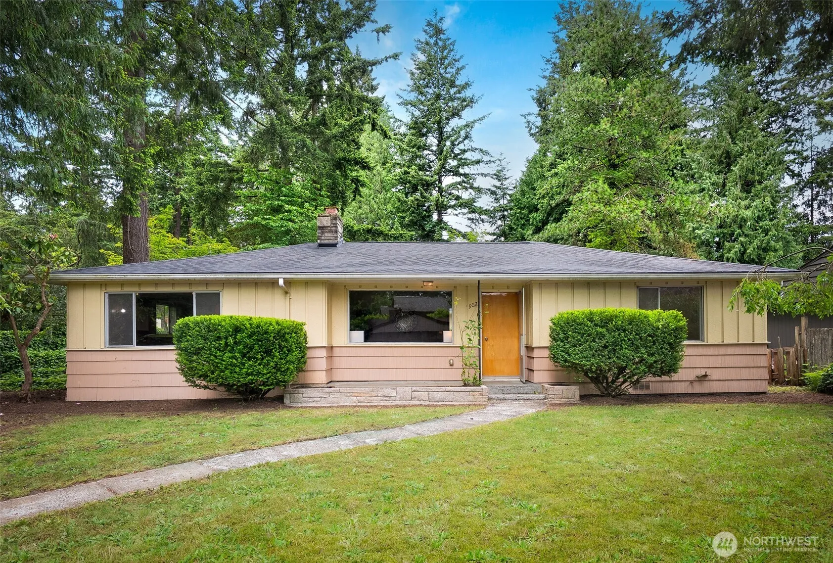 Property photo for 902 N 149th Street, Shoreline