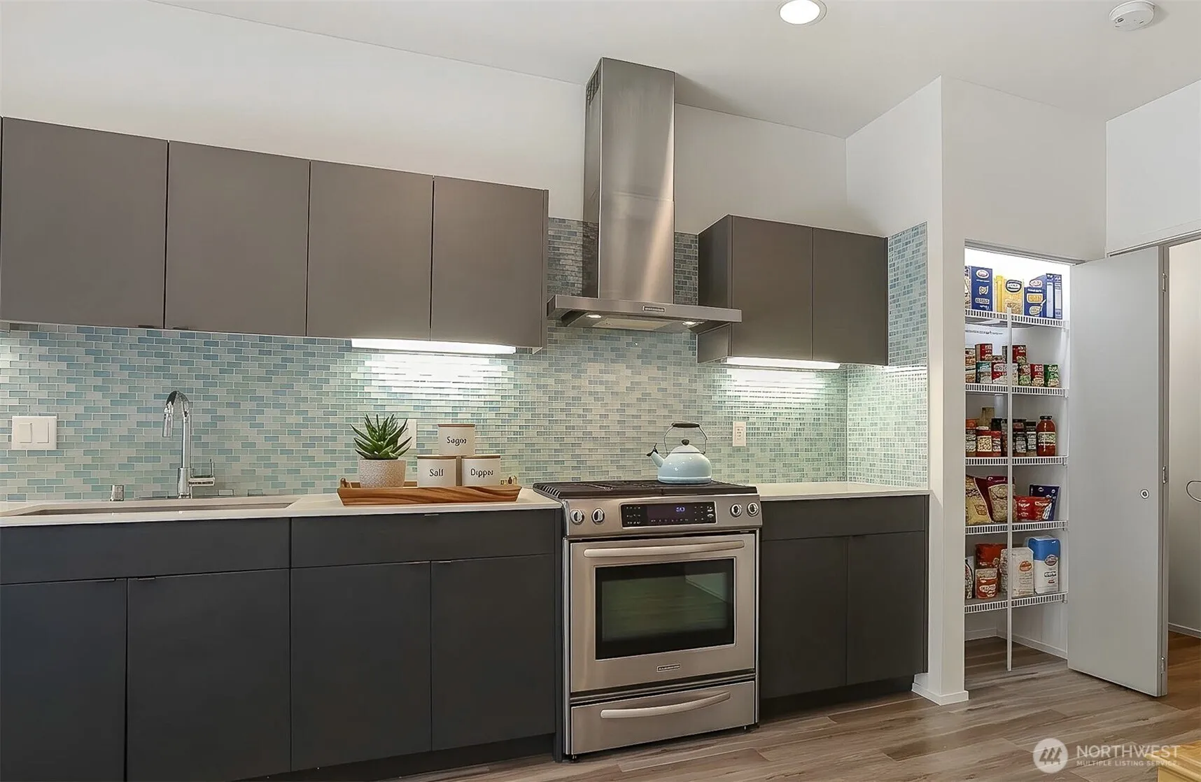 Property photo for 2651 22nd Avenue W #a, Seattle photo 5