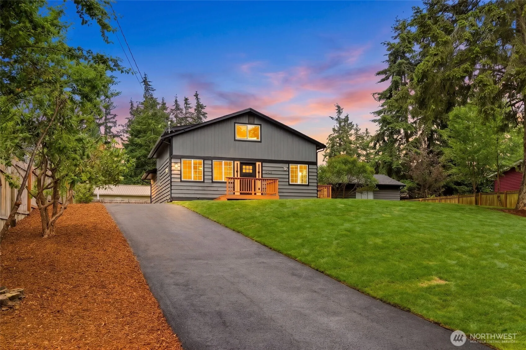 Property photo for 12425 9th Drive Se, Everett