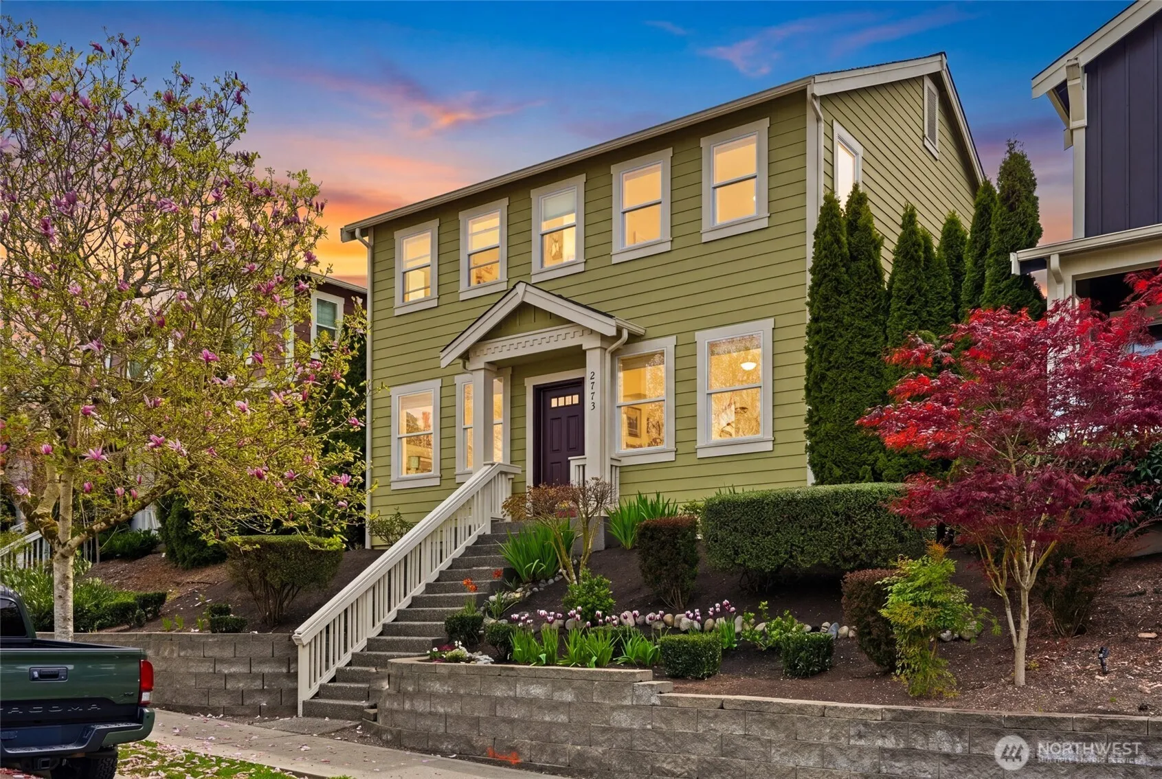 Property photo for 2773 Ne Magnolia Street, Issaquah, WA 98029