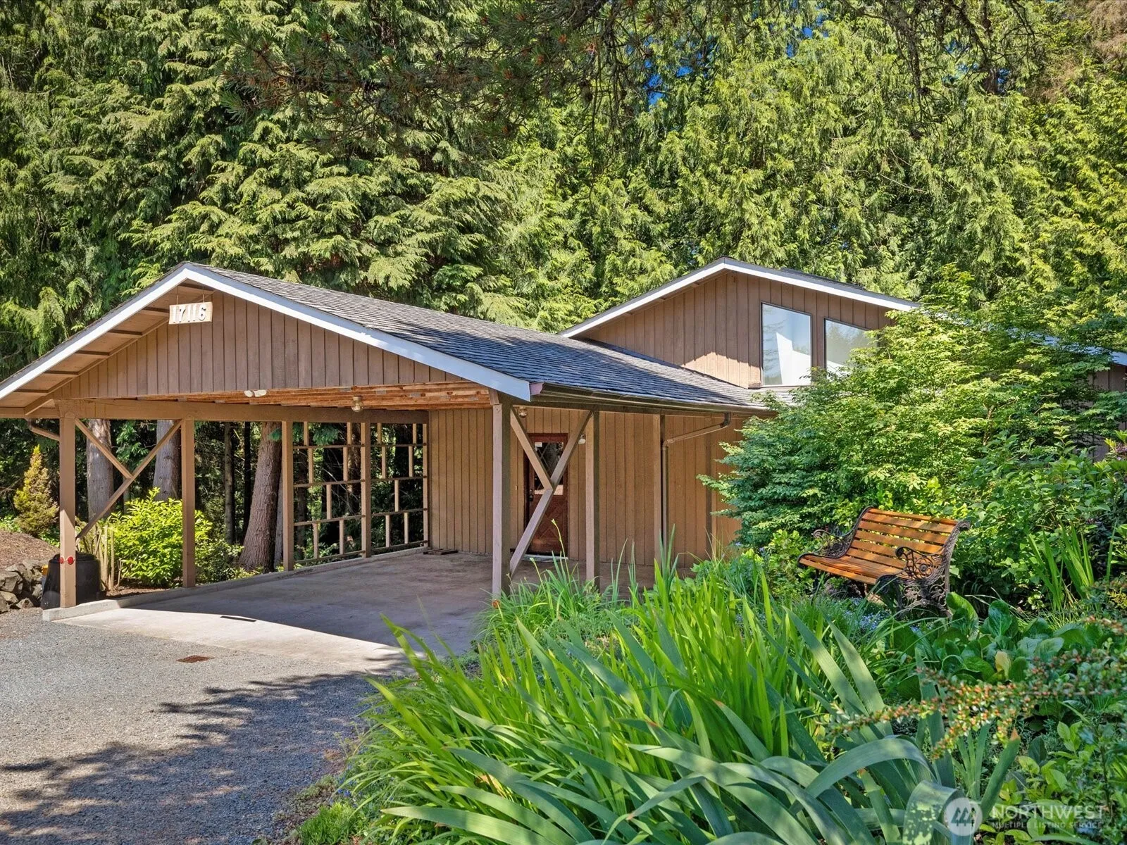 Property photo for 17116 Gravenstein Road, Bothell
