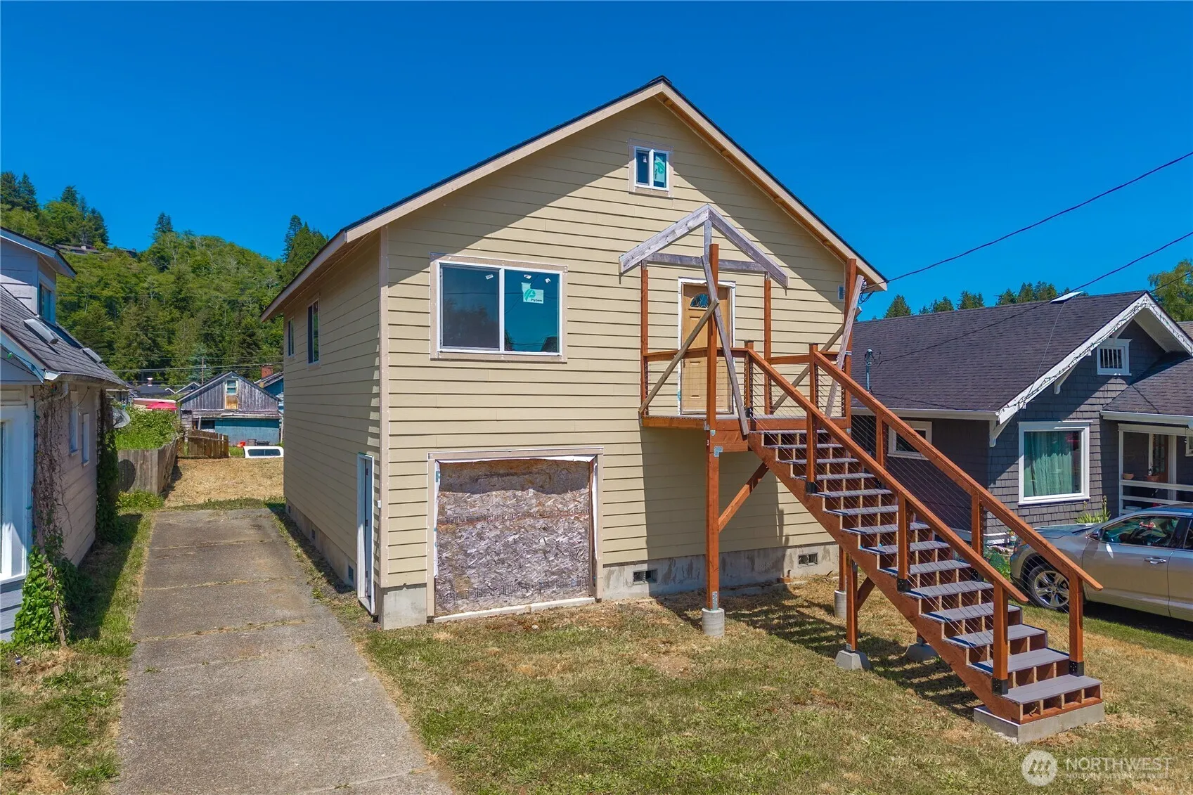 Property photo for 223 Karr Avenue, Hoquiam
