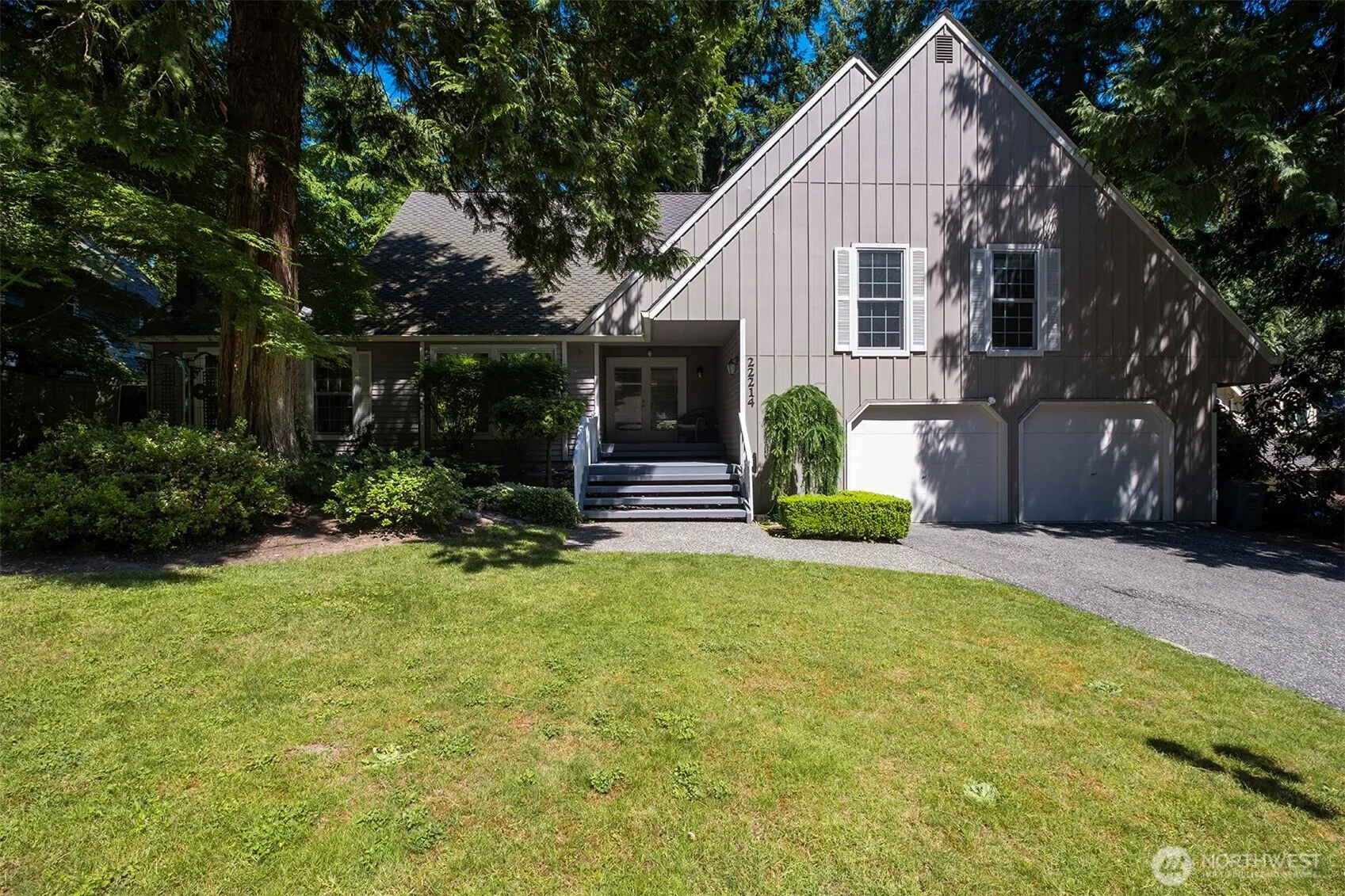 Property photo for 22214 Ne 28th Place, Sammamish