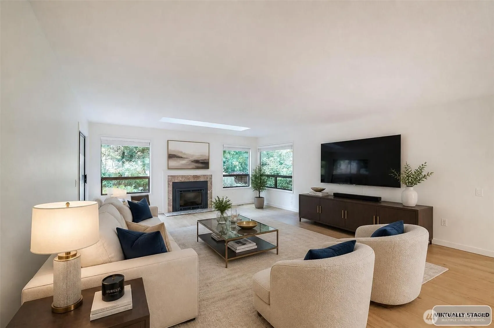 Property photo for 22214 Ne 28th Place, Sammamish photo 4