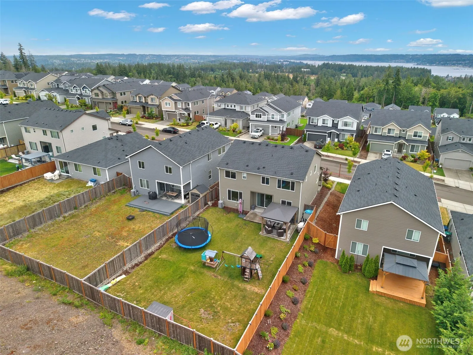 Property photo for 1328 Baker Heights Loop, Bremerton photo 2