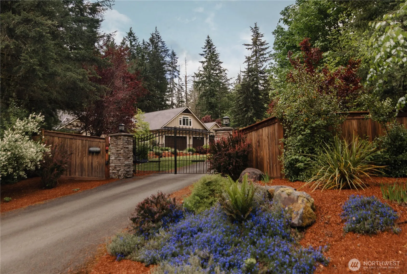 Property photo for 8007 114th Lane Sw, Olympia photo 2