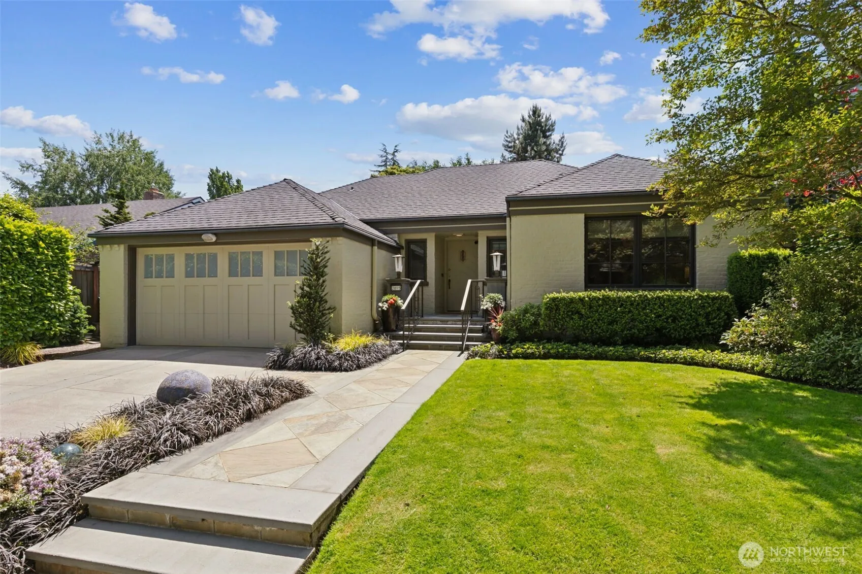 2615 E Garfield Street, Seattle