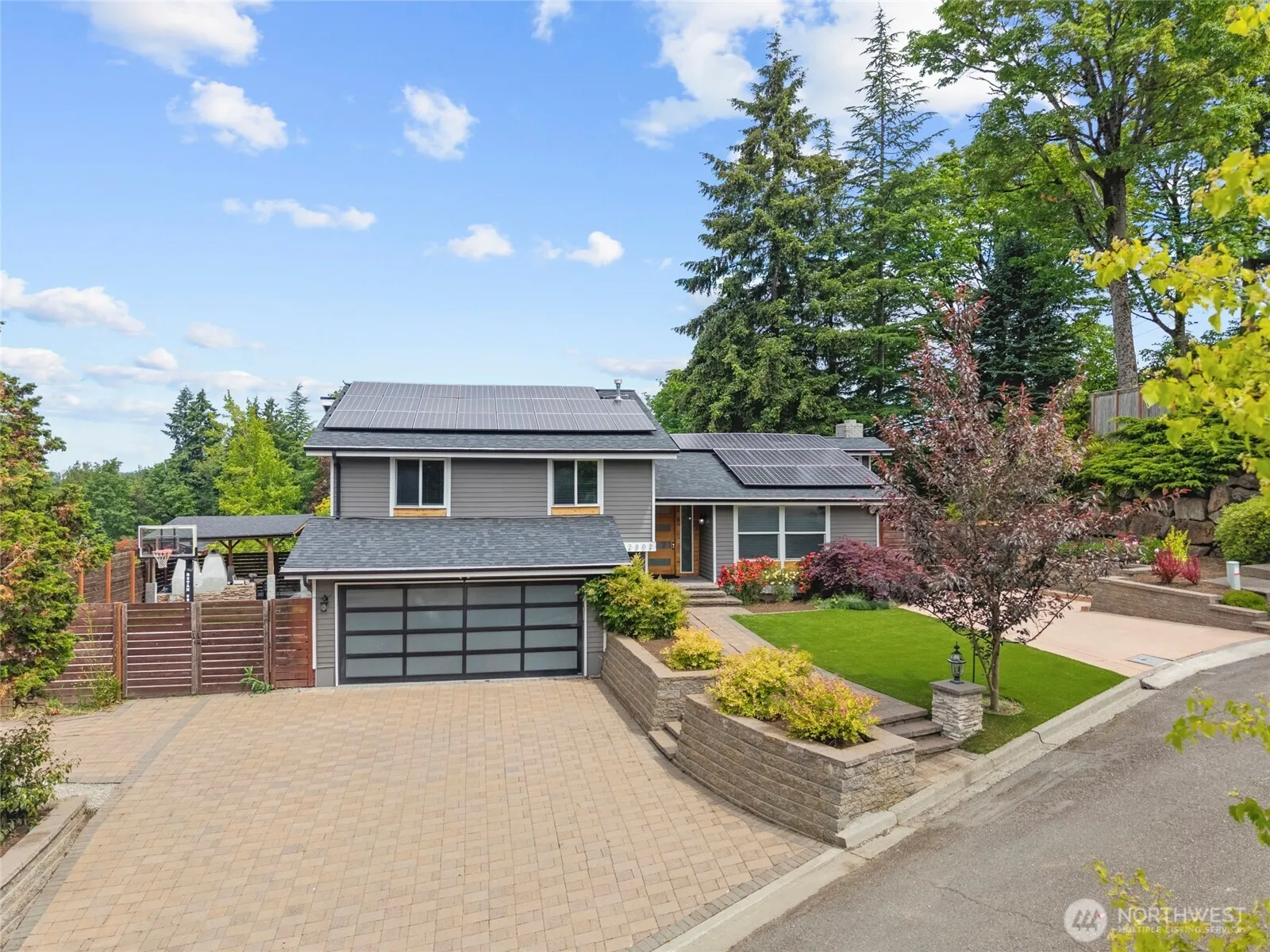 Property photo for 12302 Se 46th Court, Bellevue