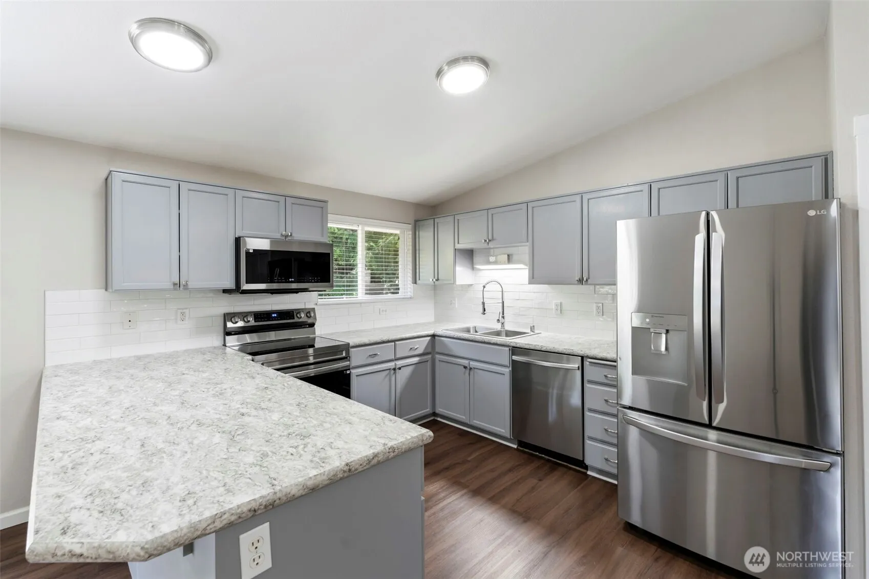 Property photo for 2521 123rd Avenue Sw, Olympia