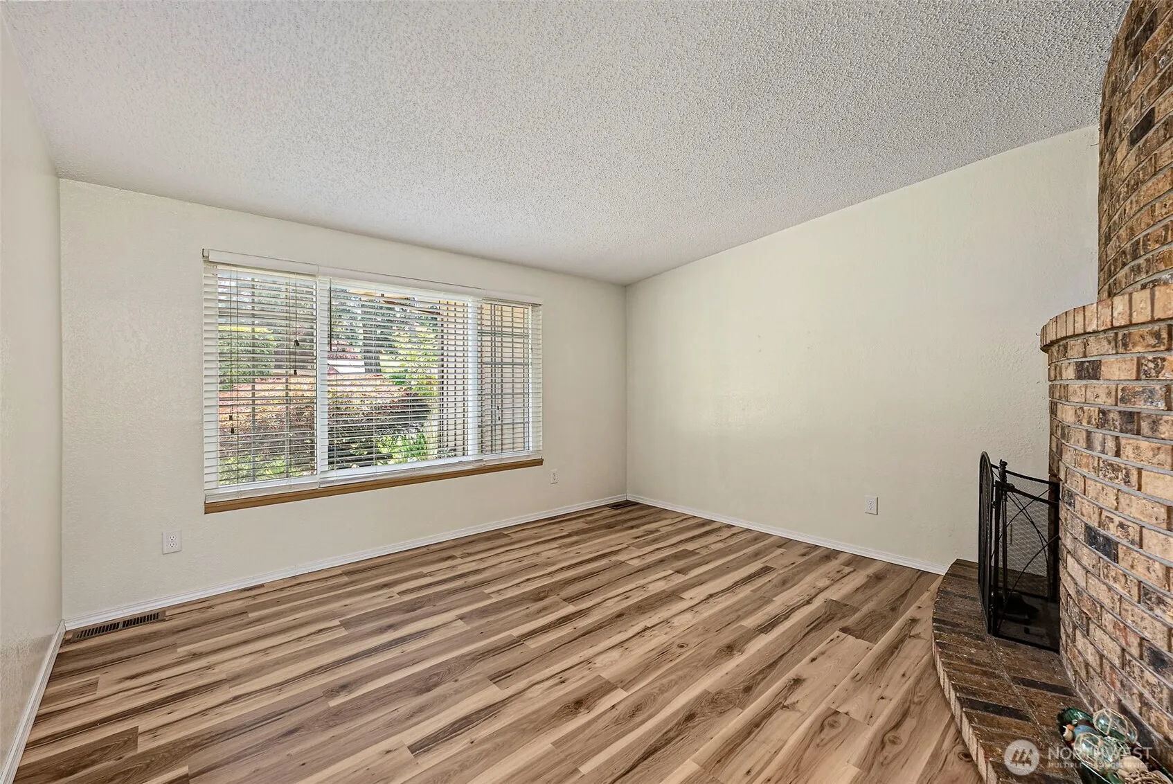 Property photo for 5208 Brentwood Drive Se, Lacey photo 4