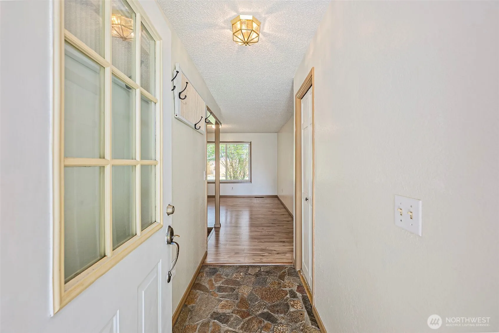 Property photo for 5208 Brentwood Drive Se, Lacey photo 3