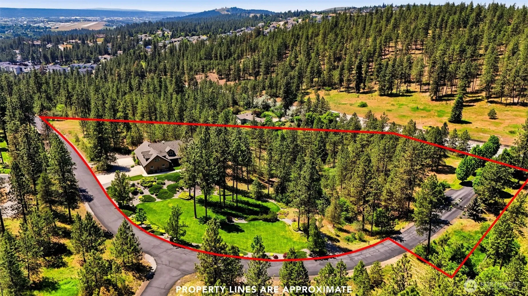 Property photo for 9524 E Northrim Ln, Spokane photo 3