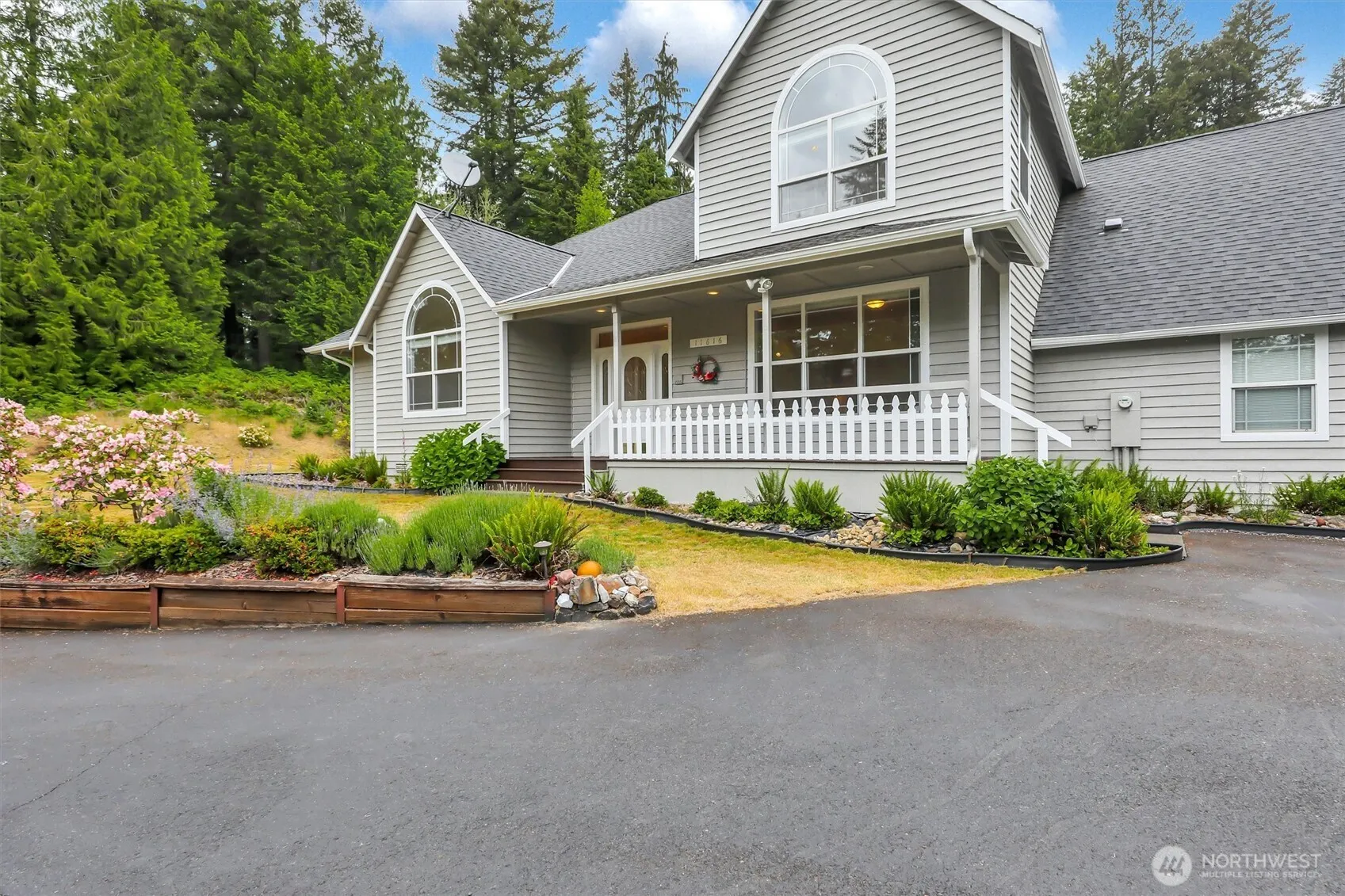 Property photo for 11616 296th Avenue Ne, Carnation photo 3