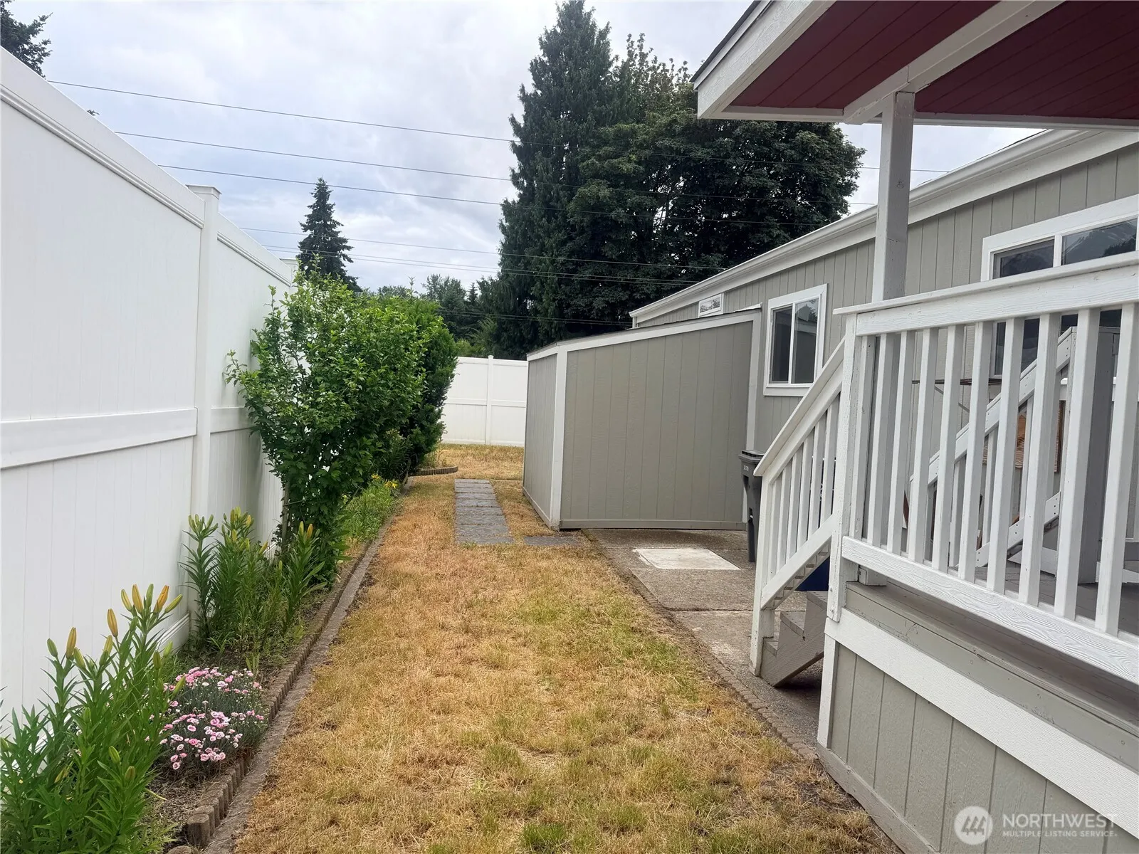 Property photo for 210 37th St Se ## 35, Auburn photo 4