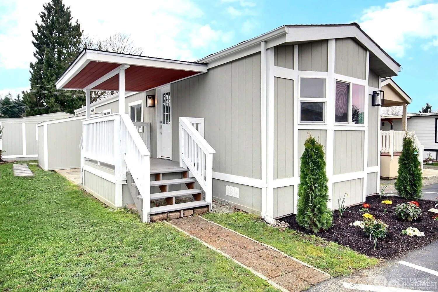 Property photo for 210 37th St Se ## 35, Auburn photo 5