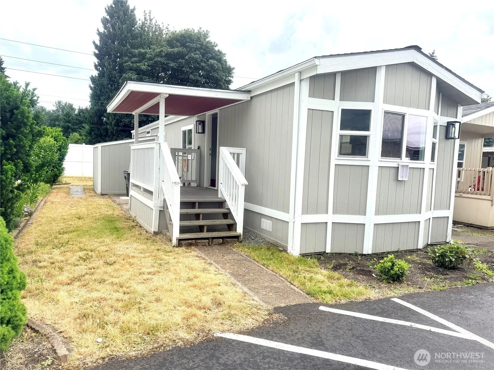 Property photo for 210 37th St Se ## 35, Auburn