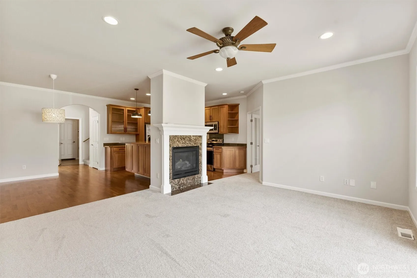 Property photo for 1149 Aaron Drive #b, Lynden photo 5