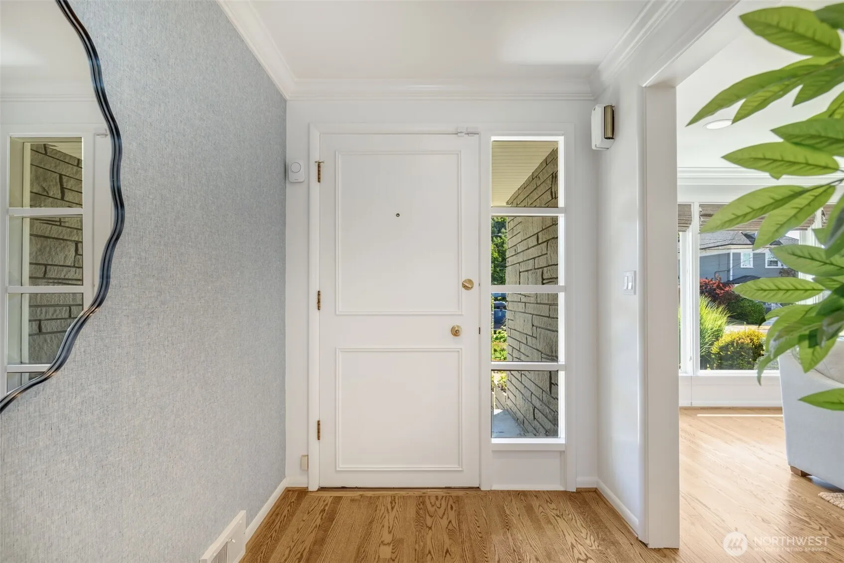 Property photo for 3657 W Viewmont Way W, Seattle photo 4