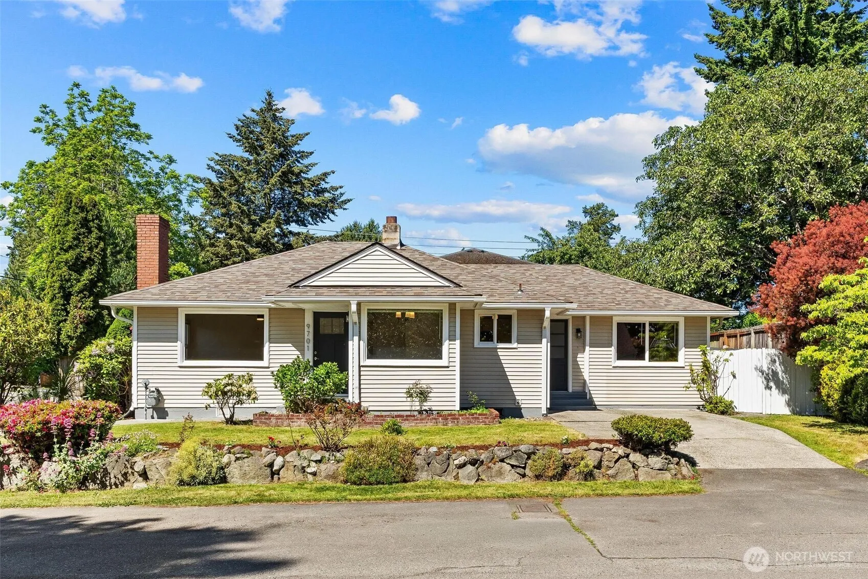 Property photo for 9701 Dayton Avenue N, Seattle