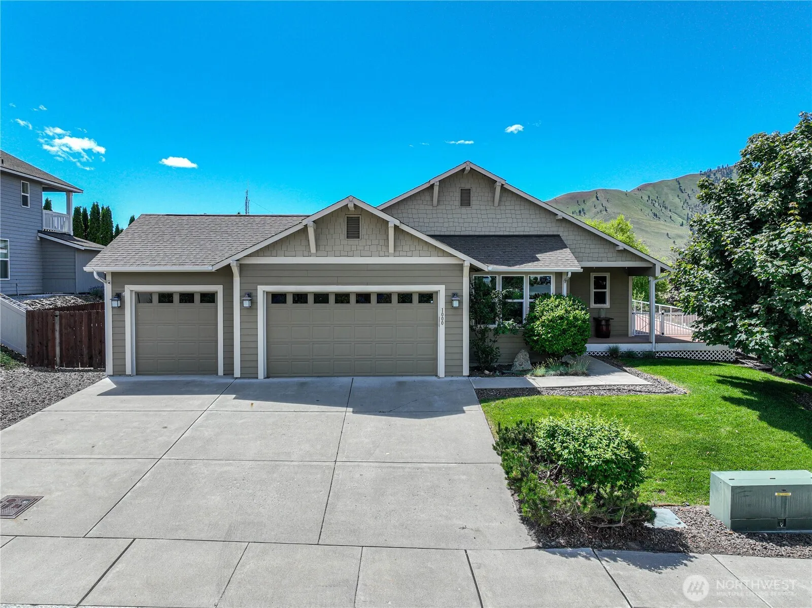 Property photo for 1000 Sunset Lane, Chelan