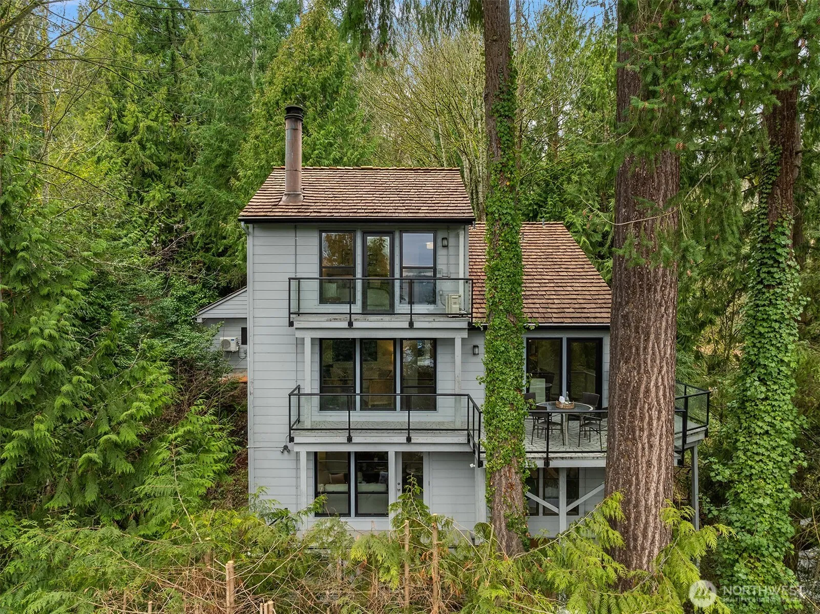 Property photo for 4429 E Mercer Way, Mercer Island photo 4