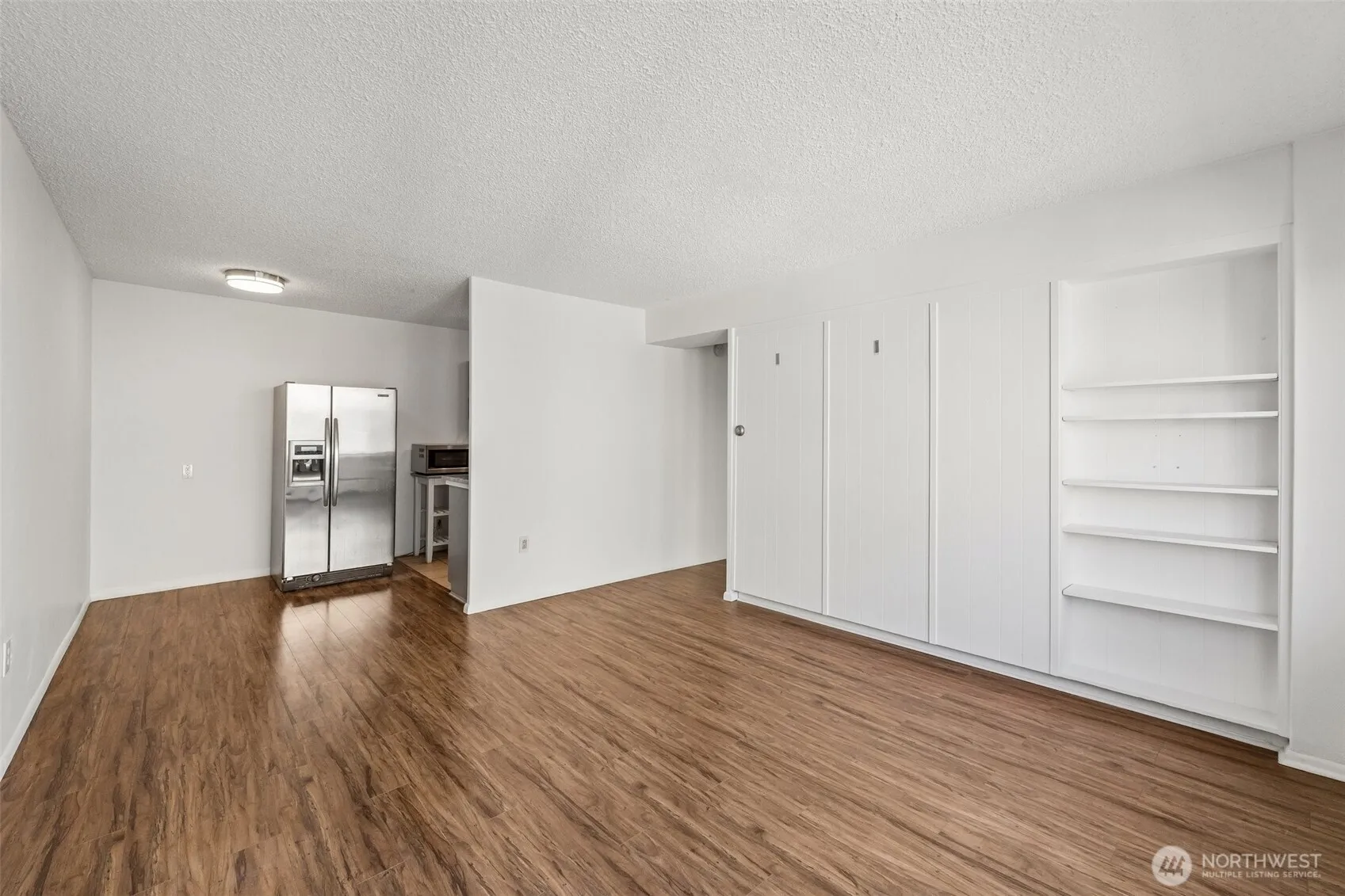 Property photo for 1200 Boylston Avenue #402, Seattle photo 4