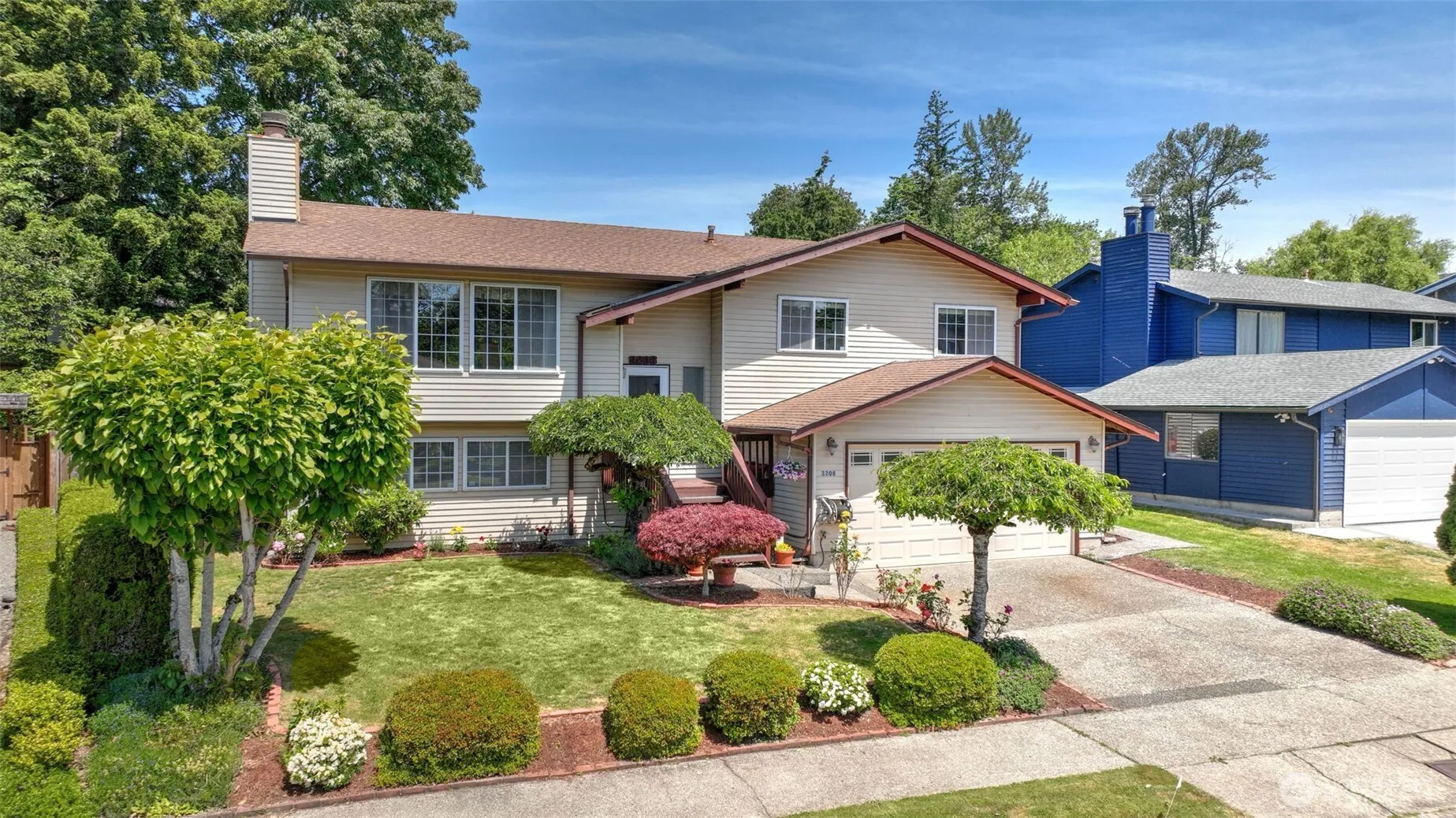 Property photo for 3208 Se 19th Court, Renton