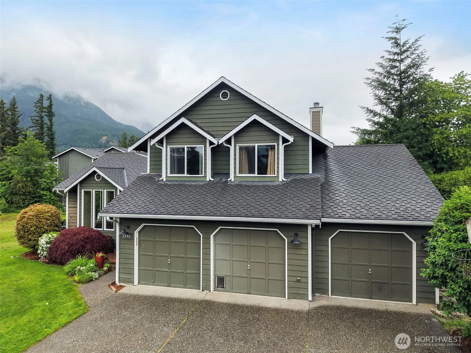 Property photo for 1340 Maloney Grove Avenue Se, North Bend