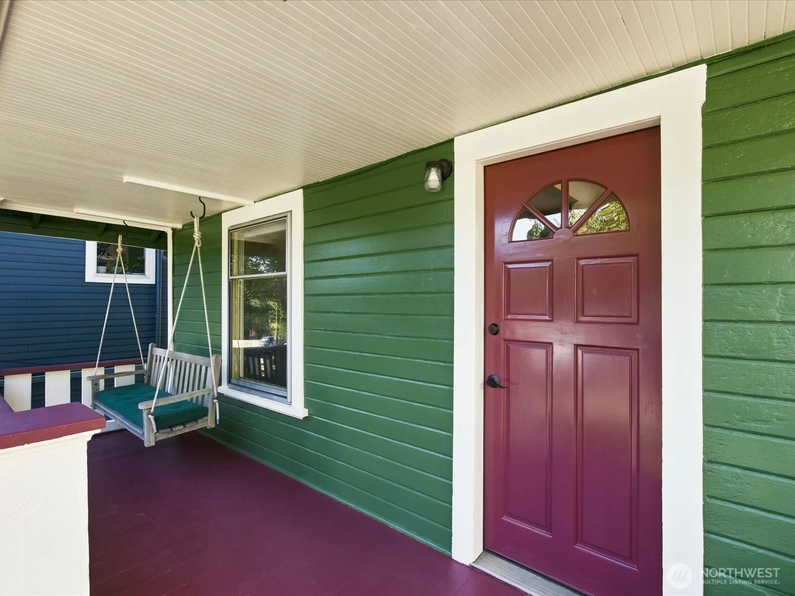 Property photo for 2811 Sw Dakota Street, Seattle photo 2
