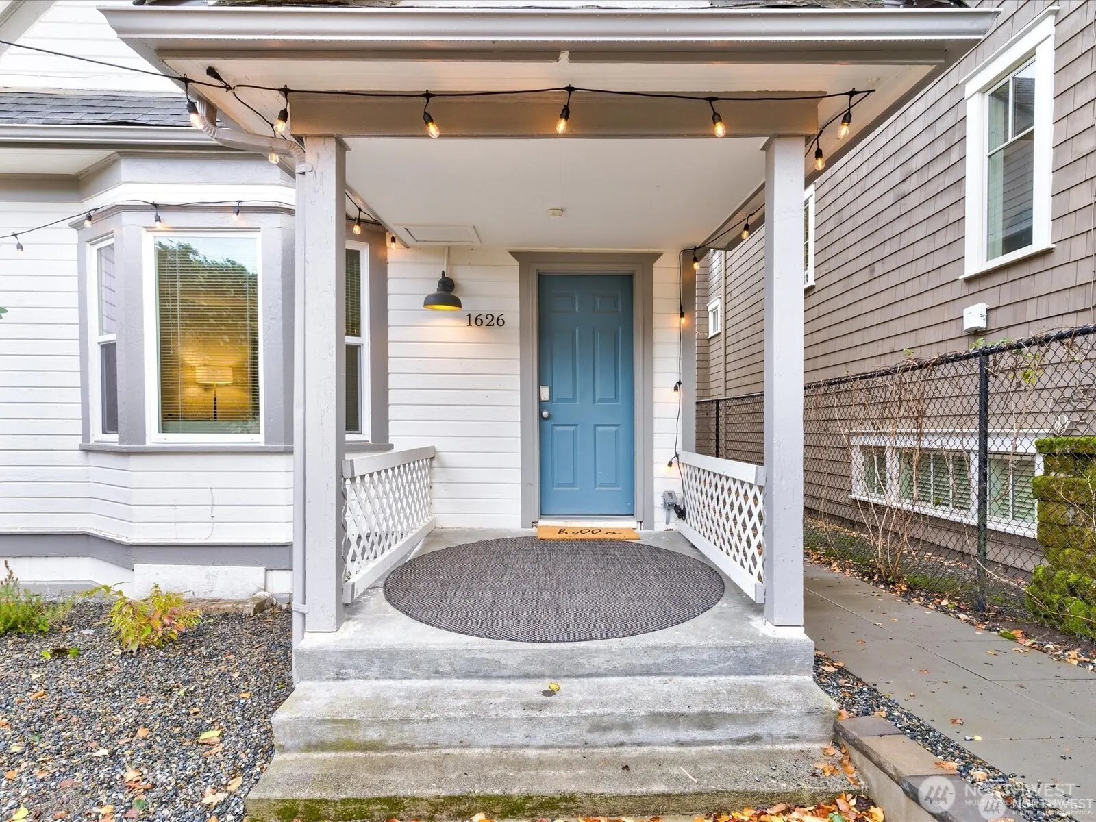 Property photo for 1626 39th Avenue E, Seattle photo 5