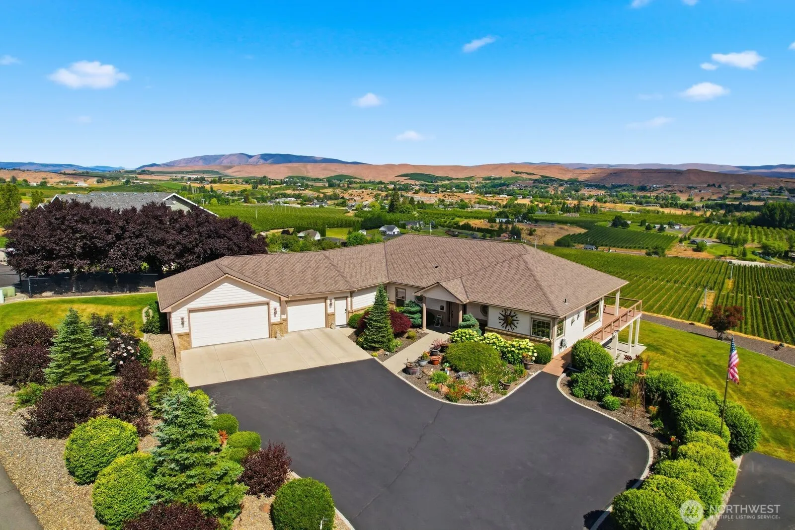 Property photo for 332 Marisa Hill Drive, Selah