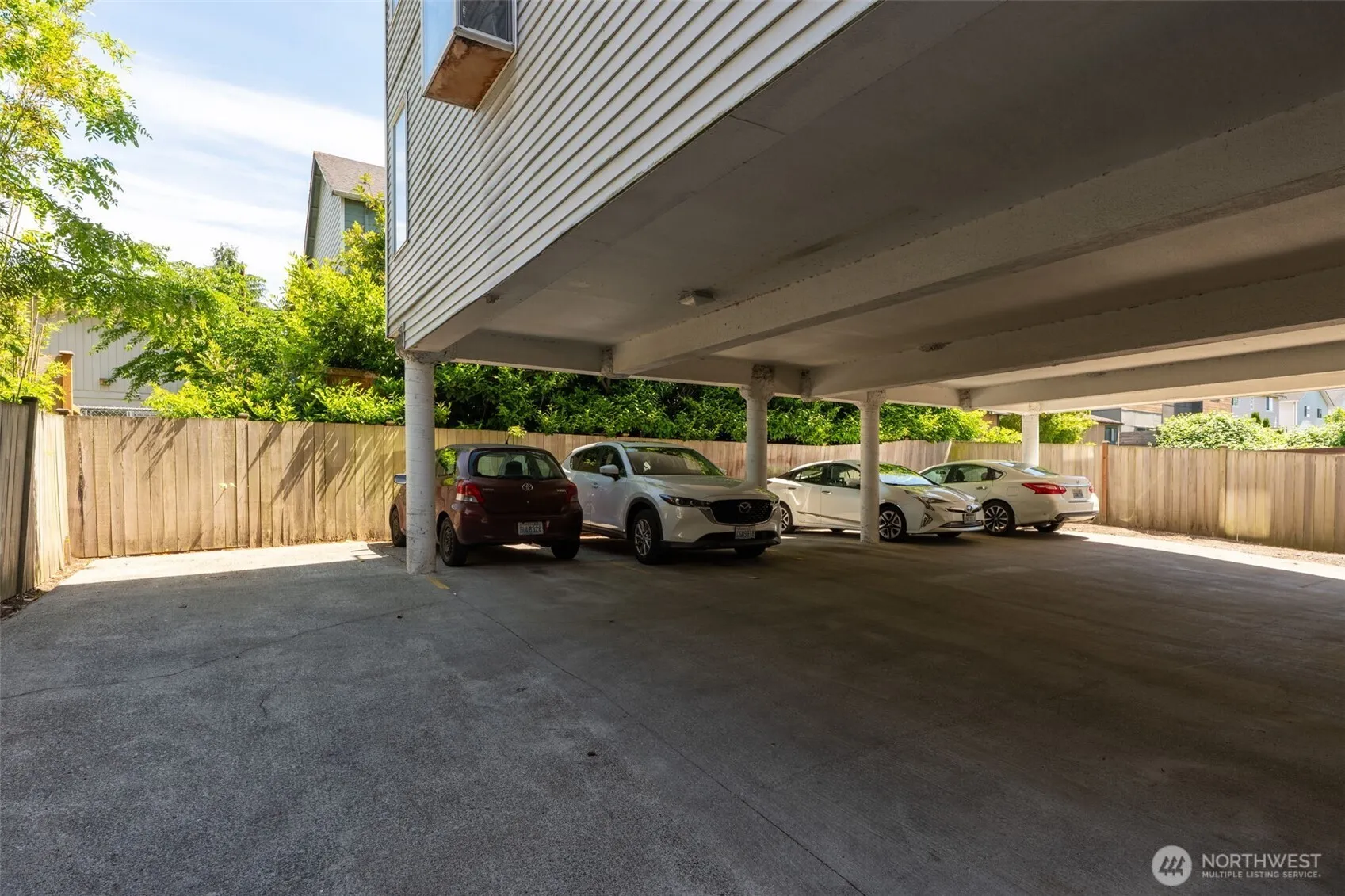 Property photo for 8848 Stone Avenue N, Seattle photo 3