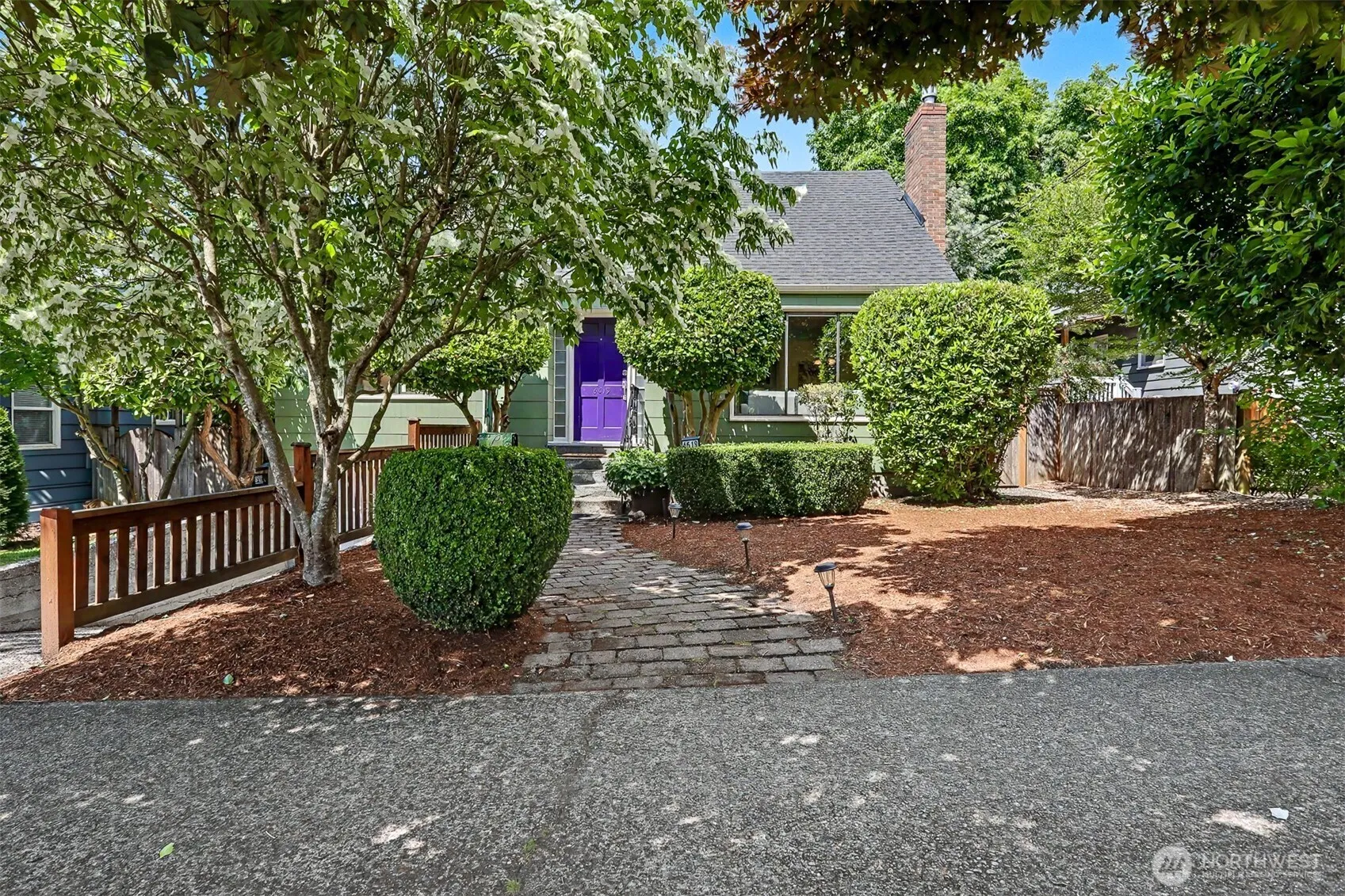 Property photo for 6519 40th Avenue Ne, Seattle