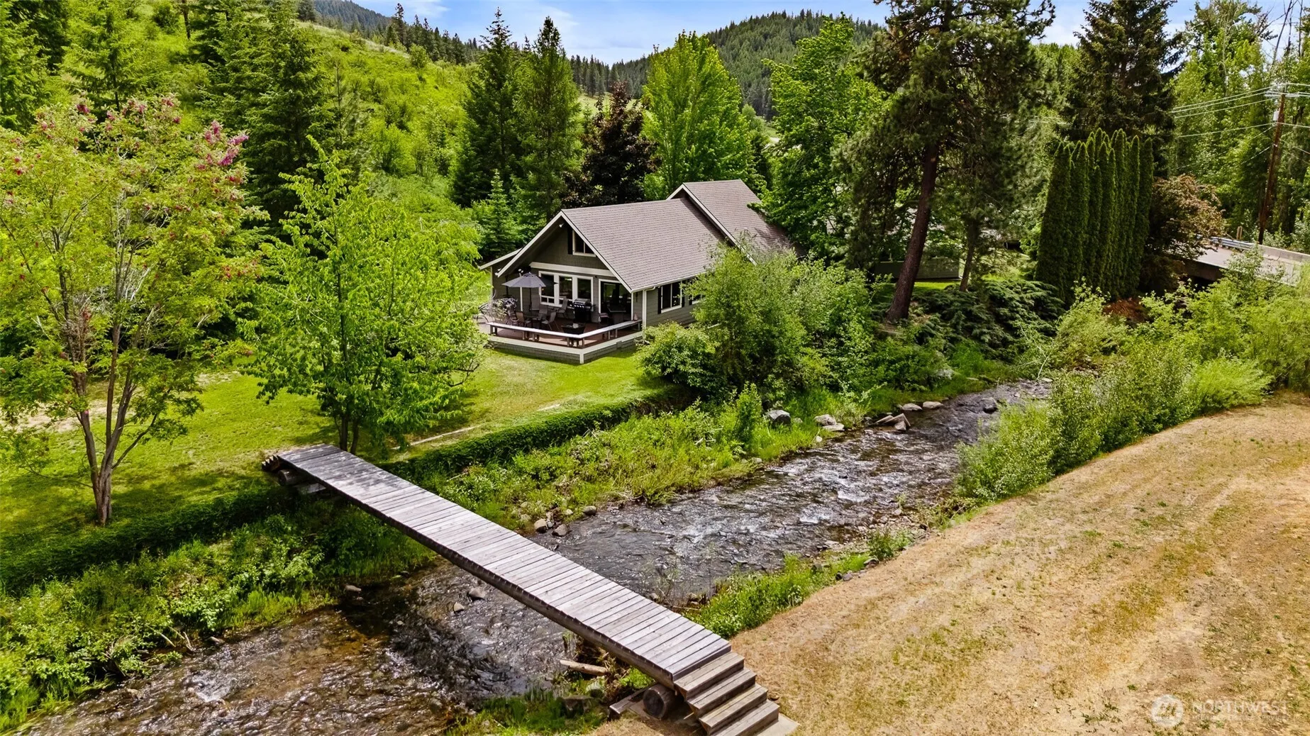 Property photo for 370 Burke Road, Cle Elum photo 2